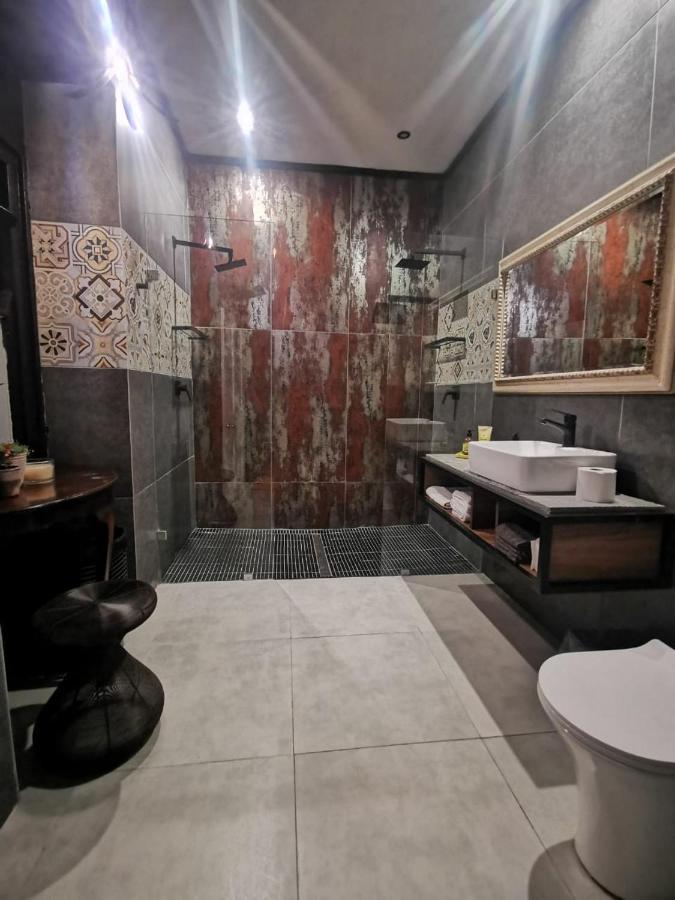 Aloe Cottage - 2 Bedroom スタンフォード エクステリア 写真