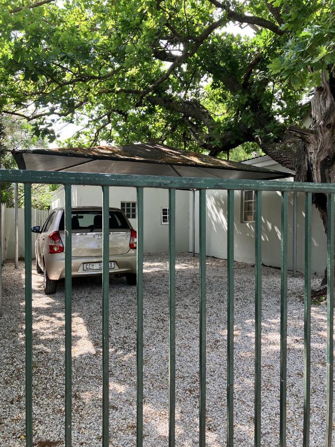 Aloe Cottage - 2 Bedroom スタンフォード エクステリア 写真